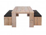 Steiger houten tafel met bankjes